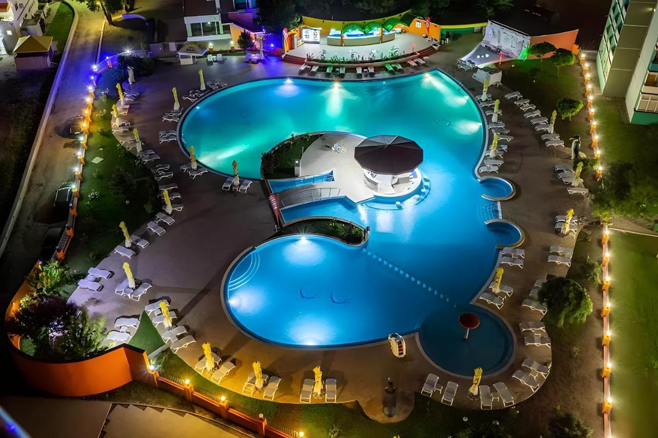 Hotel Aquapark Balada Saturn Мангалия Екстериор снимка